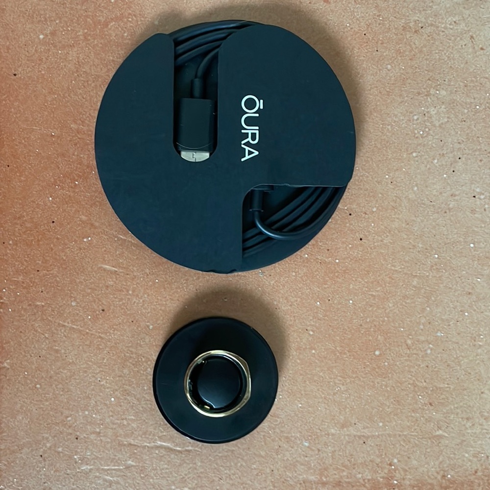 Oura ring